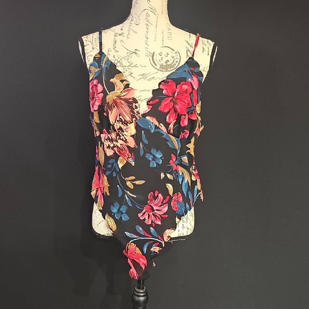 SHEIN Floral Bodysuit - Black and Red